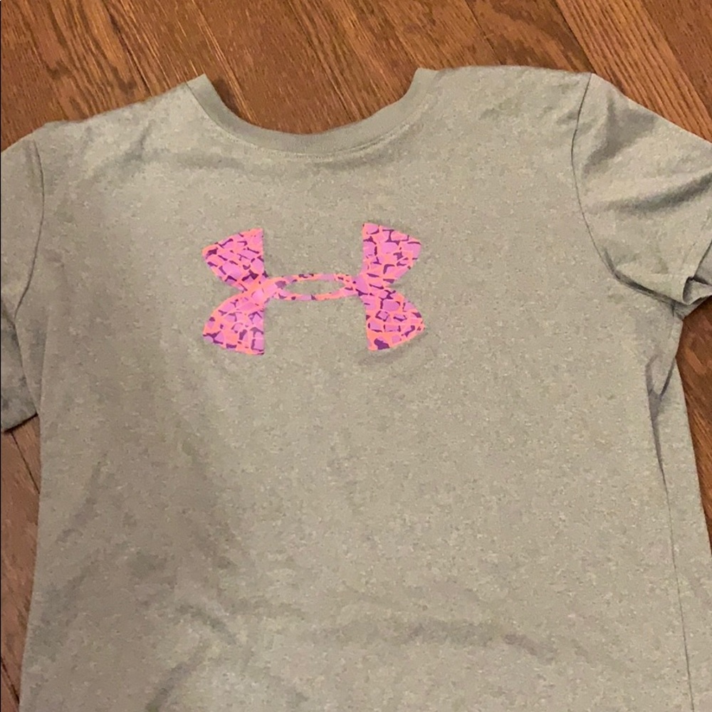 Under Armour Short Sleeve Top